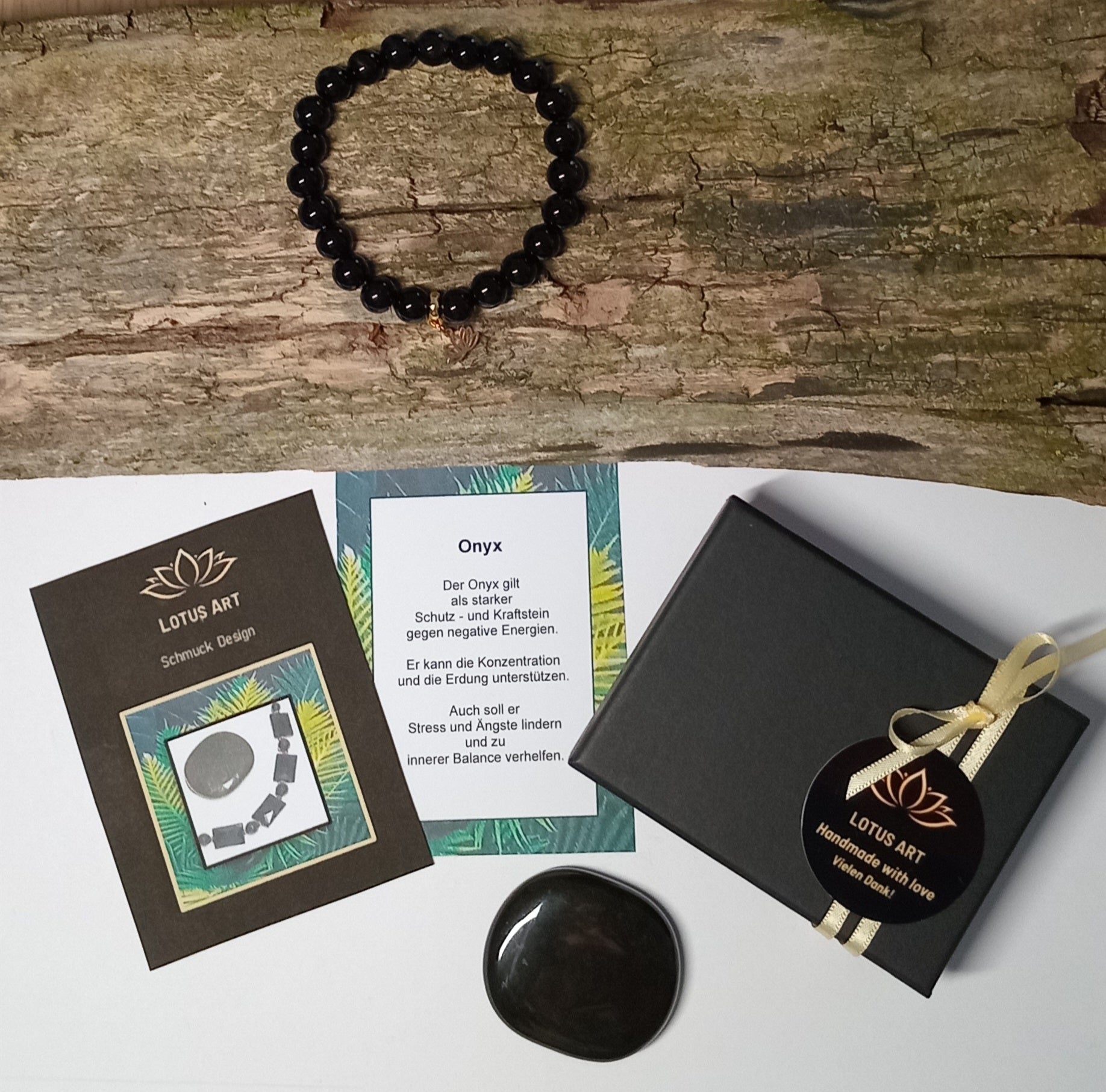 Schöne Halskette aus schwarzem Onyx mit Anhänger tibetischer Knoten mit tollem Glanz