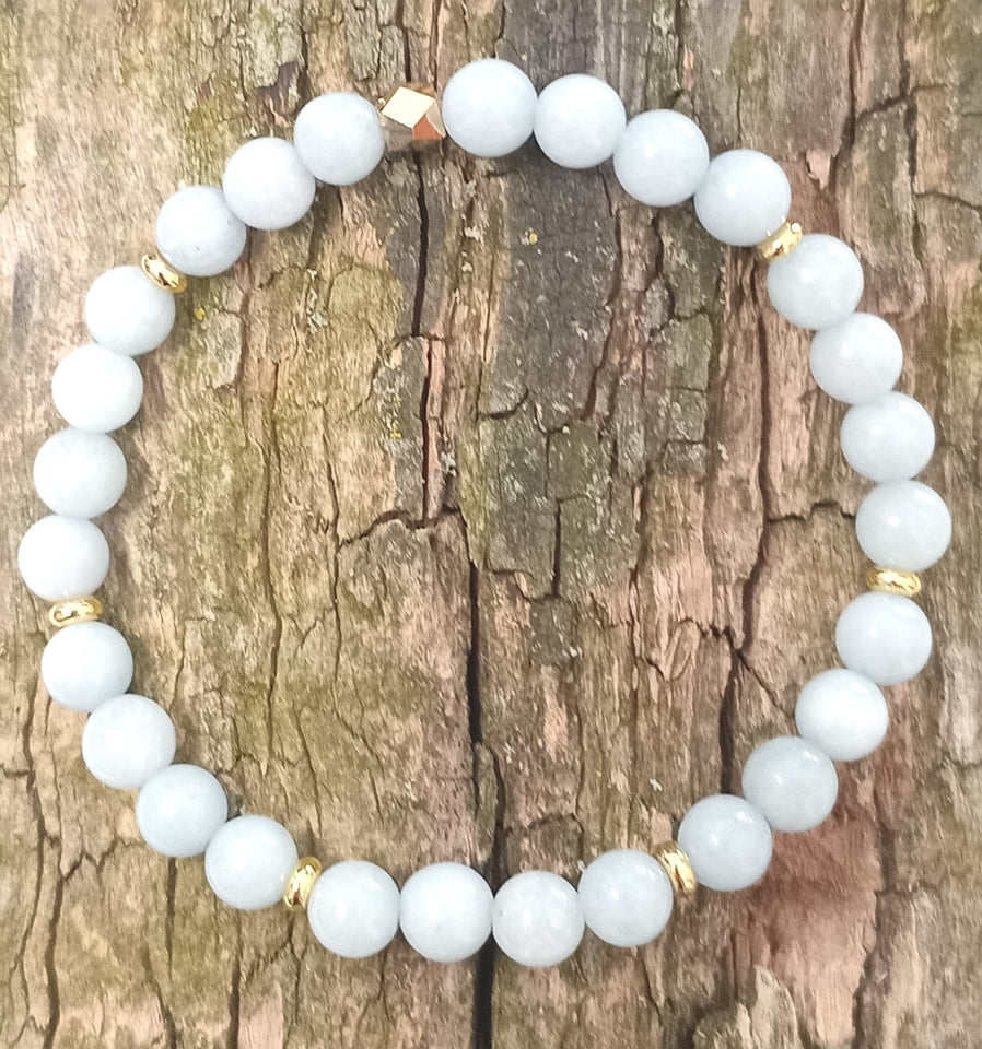 Armband aus Chalcedon