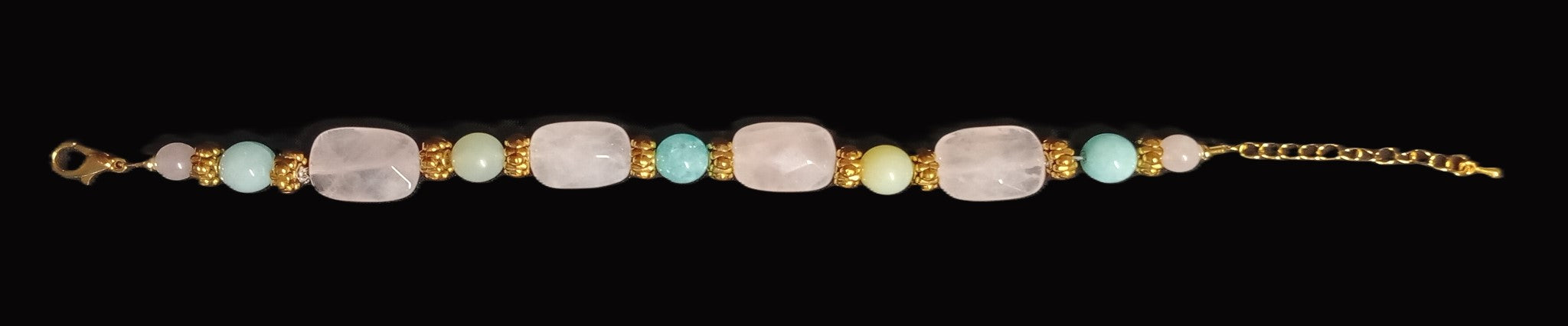 Armkette aus Rosenquarz, Amazonit und Jade mit Goldperlen