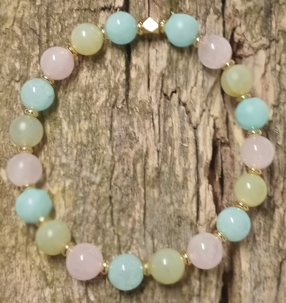 Buntes Amazonit - Armband mit Jade und Rosenquarz und Goldperlen