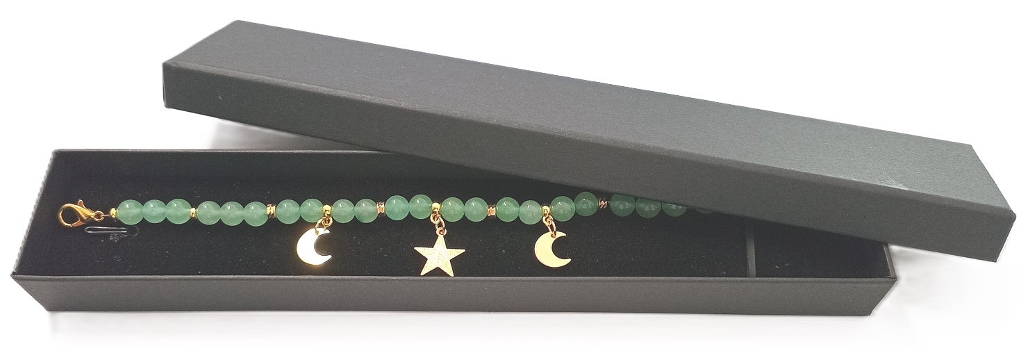 Armkette aus Aventurin mit goldenen Charms