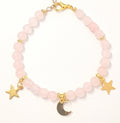Armkette aus Rosenquarzperlen mit goldenen Charms