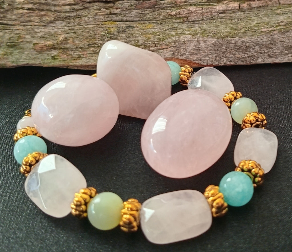 Armkette aus Rosenquarz, Amazonit und Jade mit Goldperlen