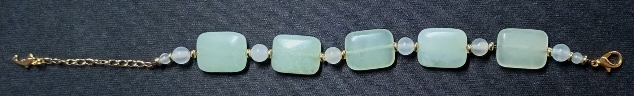 Schöne Armkette aus Jade